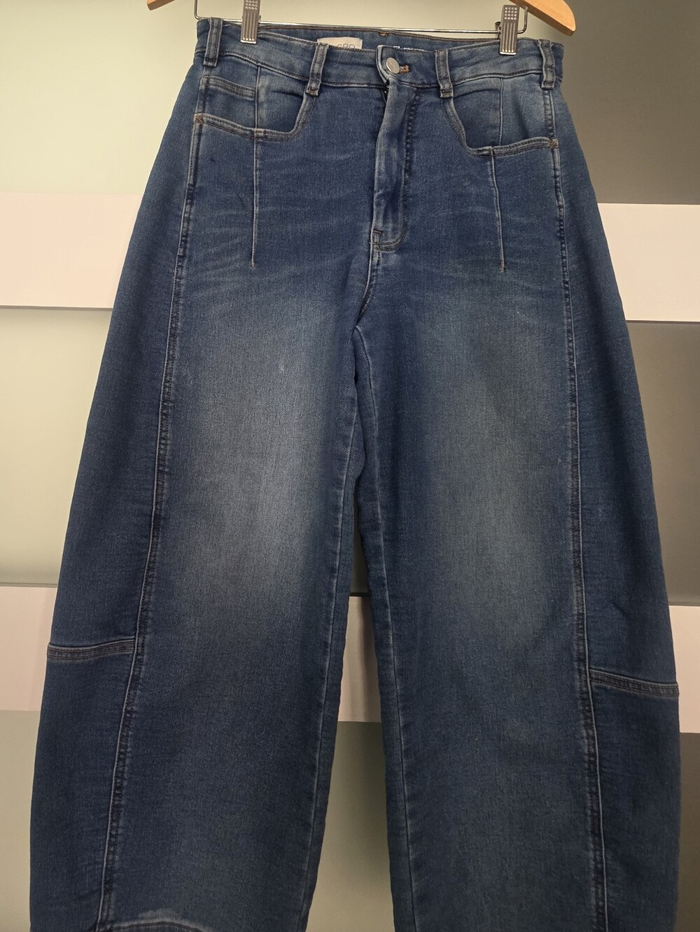 Pilcro Wide-Leg High-Rise Jeans in Indigo